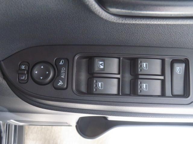 タントファンクロス 純正9型ディスプレイオーディオ 1年間無料保証電動パーキングブレーキ コーナーセンサー Bluetooth プッシュスタート 電格ドアミラー 展示車 バックカメラ HDMI接続 両側パワースライドドア 運転席・助手席シートヒーター オートエアコン(三重県)の中古車