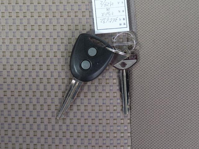 ミライースＧ　　　　　　純正７型ナビ　　オートエアコン　１年間無料保証アイドリングストップ　パワーウィンドウ　電動ミラー　アルミ　衝突安全ボディ　ＡＢＳ　地デジ　ブルートゥース　助手席エアバック　レベリング　キーレスエントリー　ＣＤ再生　純正フロアマット（三重県）の中古車