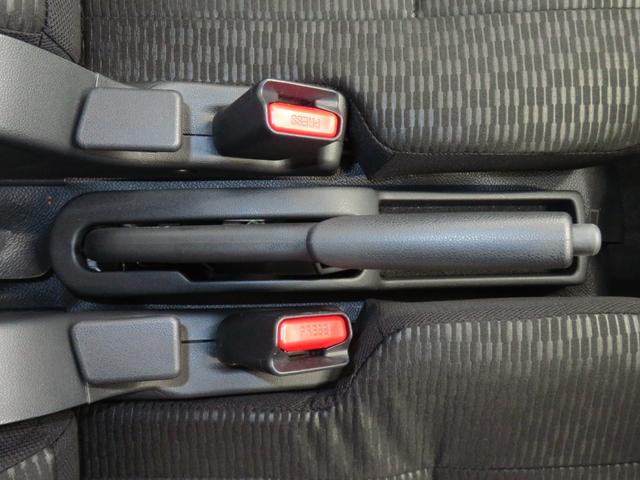 ハイゼットカーゴＤＸ　　　２ＷＤ　ＣＶＴ　キーレスエントリー　１年間無料保証コーナーセンサー　アイドリングストップ　マニュアルエアコン　レベリング　パワーウィンドウ　ＡＭ／ＦＭラジオ　衝突安全ボディ　１オーナー車　両側スライドドア　オートライト　記録簿　ＡＢＳ（三重県）の中古車