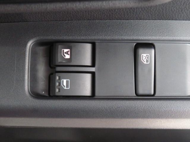 ハイゼットカーゴＤＸ　　　２ＷＤ　ＣＶＴ　キーレスエントリー　１年間無料保証コーナーセンサー　アイドリングストップ　マニュアルエアコン　レベリング　パワーウィンドウ　ＡＭ／ＦＭラジオ　衝突安全ボディ　１オーナー車　両側スライドドア　オートライト　記録簿　ＡＢＳ（三重県）の中古車