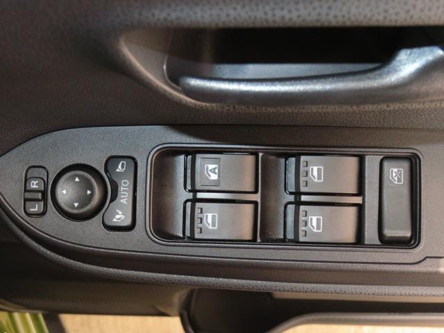 タントファンクロスターボ　　両側パワースライドドア　１年間無料保証電動パーキングブレーキ　コーナーセンサー　アイドリングストップ機能　ワンオーナー車　展示試乗車　ＬＥＤライト　車線逸脱警報　電動格納ドアミラー　パノラマカメラ　運転席・助手席シートヒーター　キーフリー（三重県）の中古車