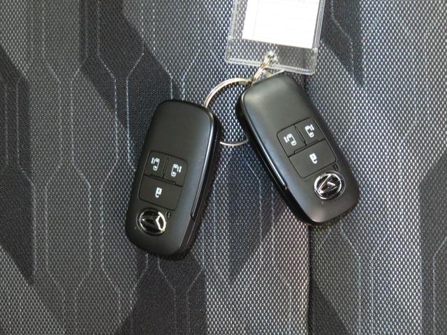 タントファンクロスターボ　　両側パワースライドドア　１年間無料保証電動パーキングブレーキ　コーナーセンサー　アイドリングストップ機能　ワンオーナー車　展示試乗車　ＬＥＤライト　車線逸脱警報　電動格納ドアミラー　パノラマカメラ　運転席・助手席シートヒーター　キーフリー（三重県）の中古車