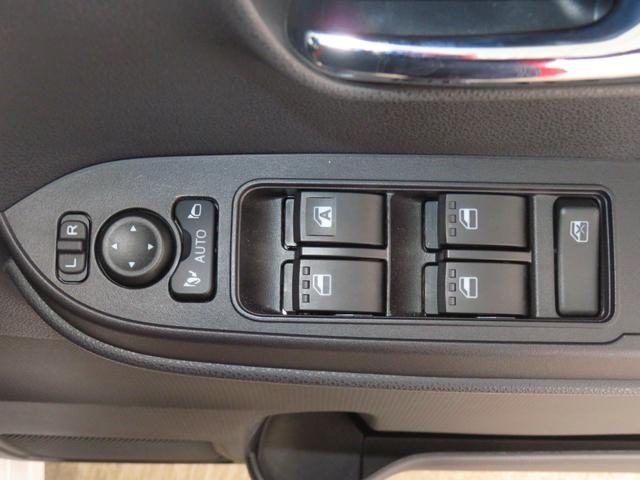 タントカスタムRS 純正9型ディスプレイオーディオ 1年間無料保証電動パーキングブレーキ コーナーセンサー i−stop USB入力 Bluetooth 地デジ 元試乗車 キーフリー バックカメラ 運転席・助手席シートヒーター 両側パワースライドドア HDMI接続(三重県)の中古車