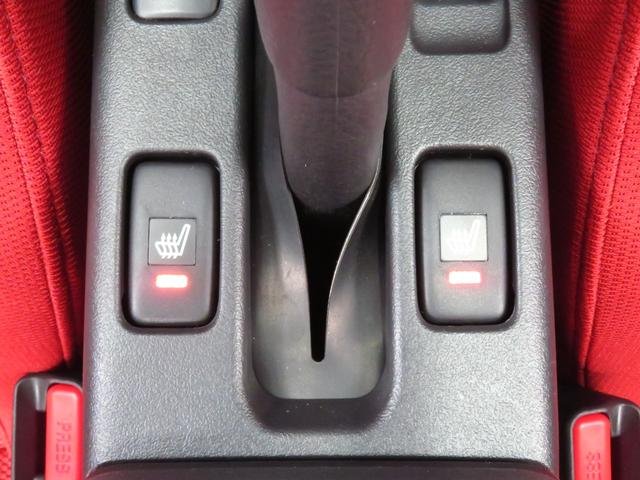 コペンローブ　　　オートエアコン　コーナーセンサー　１年間無料保証運転席・助手席シートヒーター　キーフリー　ターボモデル　Ｉ−ＳＴＯＰ　　ＬＥＤヘッドランプ　衝突安全ボディ　ＡＷ　ＡＢＳ　オートライト　ワンオーナー車　パワーウィンドウ　プッシュ式エンジンスターター（三重県）の中古車