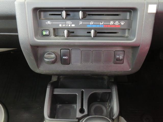 ハイゼットトラックスタンダード　　　４ＷＤ　４ＡＴ　レベリング　１年間無料保証マニュアルエアコン　ゲートプロテクター　ゲートチェーン　あゆみ板掛け　純正フロアマット　ワンオーナー車　整備記録簿　キーレスエントリー　安全ボディ　パワーウィンドウ　ＡＭ／ＦＭラジオ（三重県）の中古車