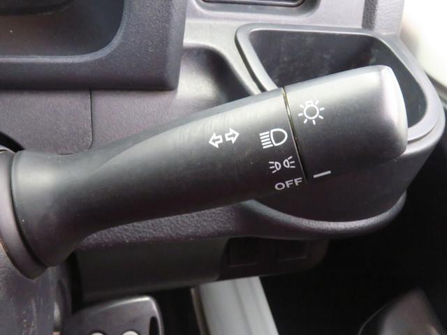 ハイゼットトラックスタンダード　　　４ＷＤ　４ＡＴ　レベリング　１年間無料保証マニュアルエアコン　ゲートプロテクター　ゲートチェーン　あゆみ板掛け　純正フロアマット　ワンオーナー車　整備記録簿　キーレスエントリー　安全ボディ　パワーウィンドウ　ＡＭ／ＦＭラジオ（三重県）の中古車