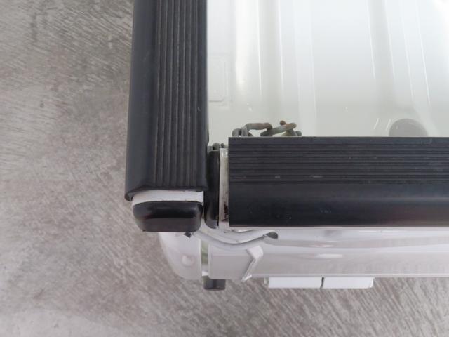 ハイゼットトラックスタンダード　　　４ＷＤ　４ＡＴ　レベリング　１年間無料保証マニュアルエアコン　ゲートプロテクター　ゲートチェーン　あゆみ板掛け　純正フロアマット　ワンオーナー車　整備記録簿　キーレスエントリー　安全ボディ　パワーウィンドウ　ＡＭ／ＦＭラジオ（三重県）の中古車