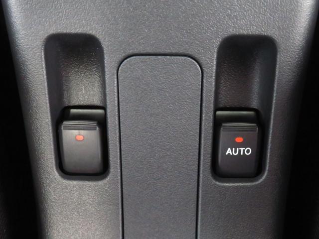 コペンローブ　　　オートエアコン　コーナーセンサー　１年間無料保証運転席・助手席シートヒーター　キーフリー　パワーウィンドウ　ターボモデル　Ｉ−ＳＴＯＰ　　ＬＥＤヘッドランプ　衝突安全ボディ　ＡＷ　ＡＢＳ　元試乗車　オートライト　プッシュ式エンジンスターター（三重県）の中古車