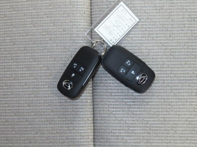 ムーヴX 届出済未使用車 バックカメラ キーフリー 1年間無料保証両側パワースライドドア コーナーセンサー 純正9型ディスプレイオーディオ 電格ミラー LEDヘッドライト 地デジ ブルートゥース HDMI接続 ワイヤレス充電 オートエアコン パワーウィンドウ(三重県)の中古車