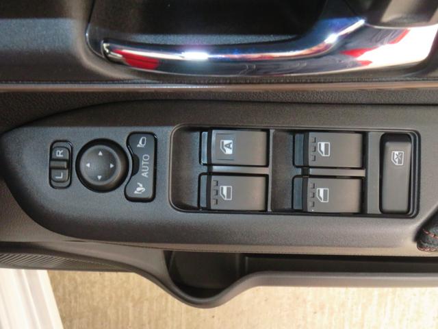 ムーヴＲＳ　両側パワースライドドア　パノラマカメラ　１年間無料保証電動パーキングブレーキ　コーナーセンサー　Ｂｌｕｅｔｏｏｔｈ接続　地デジ　ワンオーナー　純正１０型ナビ　前後ドラレコ　室内（室内・車側面）ドラレコ　キーフリー　オートエアコン　ノーブルシックスタイル（三重県）の中古車