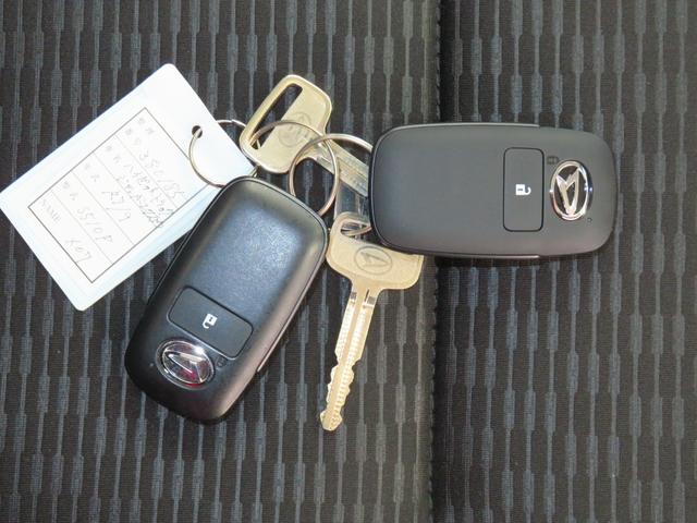 ハイゼットトラックジャンボエクストラ　　４ＷＤ　ＣＶＴ　記録簿　１年間無料保証デフロック　キーフリー　コーナーセンサー　ワンオ−ナ−　荷台作業照明　荷台ゴムマット　ゲートプロテクタ　ゲートチェーン　あゆみ板掛け　マニュアルエアコン　パワーウィンドウ　電動ミラー　純正フロアマット（三重県）の中古車