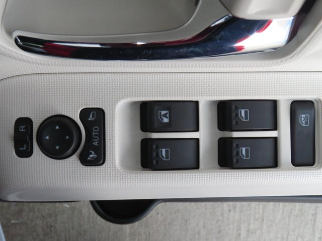 ムーヴキャンバスストライプスＧ　運転席・助手席シートヒーター　１年間無料保証電動パーキングブレーキ　コーナーセンサー　電動格納ミラー　　試乗車ＵＰ　ワンオーナー　キーフリー　衝突安全ボディ　バックカメラ　両側パワースライドドア　オートエアコン　ＬＥＤヘッドライト（三重県）の中古車