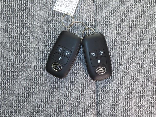 ムーヴキャンバスストライプスＧ　運転席・助手席シートヒーター　１年間無料保証電動パーキングブレーキ　コーナーセンサー　電動格納ミラー　　試乗車ＵＰ　ワンオーナー　キーフリー　衝突安全ボディ　バックカメラ　両側パワースライドドア　オートエアコン　ＬＥＤヘッドライト（三重県）の中古車