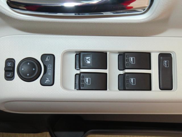 ムーヴキャンバスストライプスＧ　運転席・助手席シートヒーター　１年間無料保証電動パーキングブレーキ　コーナーセンサー　元ディーラー代車　ワンオーナー　キーフリー　ＬＥＤヘッドライト　両側パワースライドドア　バックカメラ　オートエアコン　パワーウィンドウ　電動格納ミラー（三重県）の中古車