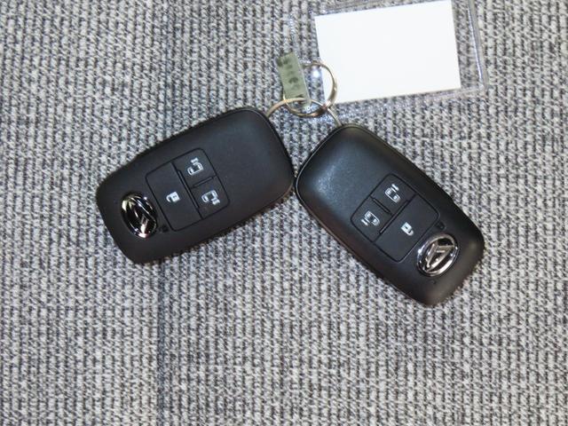 ムーヴキャンバスストライプスＧ　運転席・助手席シートヒーター　１年間無料保証電動パーキングブレーキ　コーナーセンサー　元ディーラー代車　ワンオーナー　キーフリー　ＬＥＤヘッドライト　両側パワースライドドア　バックカメラ　オートエアコン　パワーウィンドウ　電動格納ミラー（三重県）の中古車