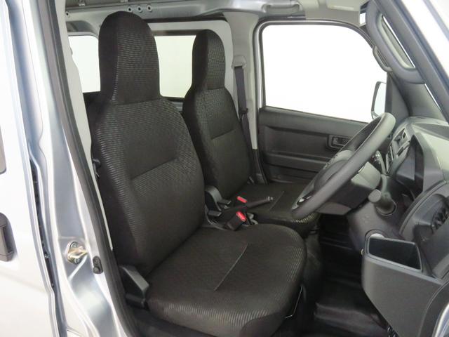 ハイゼットカーゴDX 2WD CVT 届出済未使用車 1年間無料保証コーナーセンサー アイドリングストップ 試乗車UP キーレスエントリーシステム 両側スライド オートライト 1オーナー 記録簿 マニュアルエアコン パワーウィンドウ レベリング AM/FMラジオ(三重県)の中古車