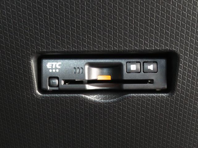 タントファンクロスターボリミテッド　届出済未使用車　１年間無料保証電動パーキングブレーキ　コーナーセンサー　誤発進抑制機能　純正９型ディスプレイオーディオ　パノラマカメラ　キーフリー　Ｂｌｕｅｔｏｏｔｈ対応　シートヒーター　ＥＴＣ　両側電動スライドドア　ＨＤＭＩ接続（三重県）の中古車