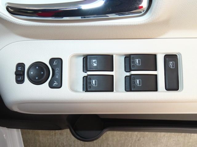 ムーヴキャンバスストライプスＧ　運転席・助手席シートヒーター　１年間無料保証電動パーキングブレーキ　コーナーセンサー　電動格納ミラー　元ディーラー代車　キーフリー　衝突安全ボディ　ＬＥＤヘッドライト　バックカメラ　両側パワースライド　オートエアコン　パワーウィンドウ（三重県）の中古車