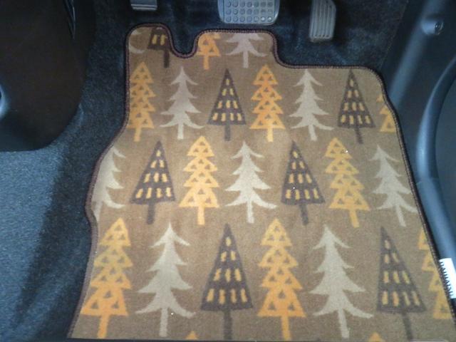 ムーヴキャンバスGホワイトアクセントリミテッド SAIII 1年間無料保証純正7型ナビ キーフリー パノラマカメラ LEDヘッドライト USB接続 プッシュスタート DVD再生 地デジ 前方用ドライブレコーダー ETC 両側パワースライドドア Bluetooth対応(三重県)の中古車