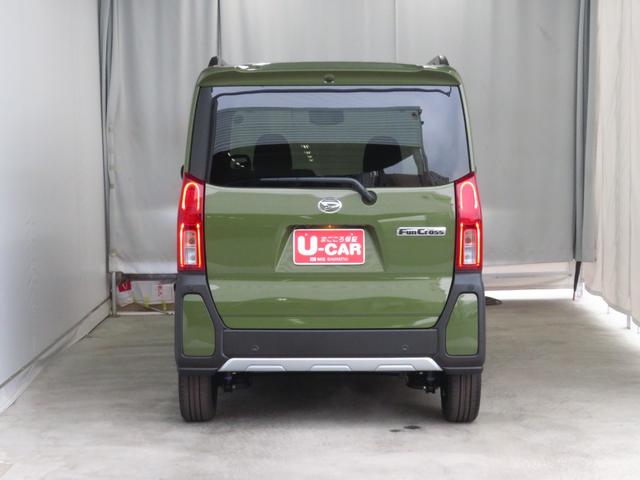 タントファンクロスターボリミテッド　届出済未使用車　１年間無料保証電動パーキングブレーキ　コーナーセンサー　純正９型ディスプレイオーディオ　パノラマカメラ　両側パワースライドドア　Ｂｌｕｅｔｏｏｔｈ対応　運転席・助手席シートヒーター　ＥＴＣ　ＨＤＭＩ接続　キーフリー（三重県）の中古車