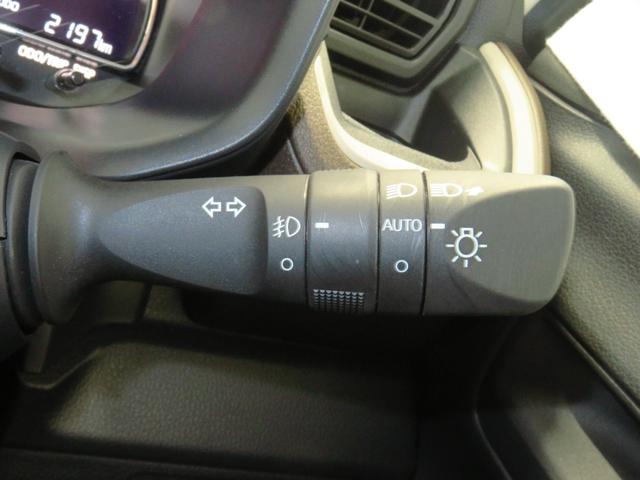 ムーヴL マニュアルエアコン キーレスエントリー 1年間無料保証コーナーセンサー アイドリングストップ 電動格納ドアミラー ベンチシート バックカメラ 衝突安全ボディ オートライト LEDヘッドランプ パワーウィンドウ 衝突回避支援ブレーキ メッキスタイル(三重県)の中古車