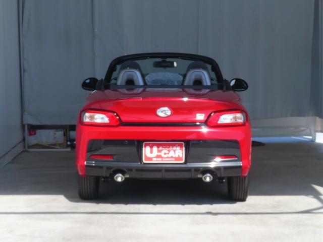 コペンＧＲ　スポーツ　　届出済未使用車　キーフリー　１年間無料保証コーナーセンサー　アイドリングストップ　運転席・助手席シートヒーター　ＬＥＤヘッドライト　記録簿　オートエアコン　パワーウィンドウ　ＧＲ専用ＭＯＭＯハンドル　ＧＲ専用レカロシート　ＢＢＳホイール（三重県）の中古車