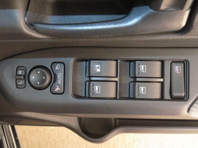 ムーヴL 両側スライドドア マニュアルエアコン 1年間無料保証コーナーセンサー アイドリングストップ バックカメラ 衝突安全ボディ オートライト LEDヘッドランプ パワーウィンドウ キーレスエントリー 電動格納ミラー ペダル踏み間違い抑制 メッキスタイル(三重県)の中古車