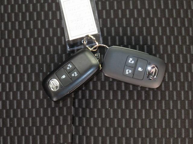 トールカスタムＧ　　純正９型ディスプレイオーディオ　１年間無料保証電動パーキングブレーキ　コーナーセンサー　Ｂｌｕｅｔｏｏｔｈ　点検記録簿　両側Ｐスライドドア　アイドリングＳ　ＵＳＢ接続　フルセグＴＶ　パノラマカメラ　キーフリー　オートエアコン　ＨＤＭＩ接続（三重県）の中古車