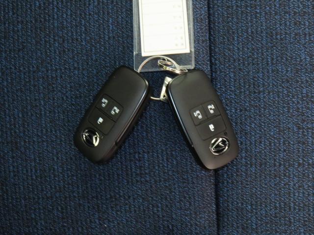 ムーヴキャンバスセオリーＧターボ　　　　　　　届出済未使用車　１年間無料保証電動パーキングブレーキ　コーナーセンサー　純正９型ディスプレイオーディオ　パノラマカメラ　両側パワースライドドア　Ｂｌｕｅｔｏｏｔｈ　シ−トヒ−タ−　地デジ　電格ドアミラー　ＨＤＭＩ接続　キーフリー（三重県）の中古車