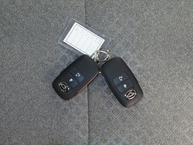 タントＸターボ　　　届出済未使用車　パノラマカメラ　１年間無料保証電動パーキングブレーキ　コーナーセンサー　パーキングアシスト　シ−トヒ−タ−　ブルートゥース　ＬＥＤライト　ＴＶ　１オーナー　純正９型ディスプレイオーディオ　キーフリー　助手席側パワースライドドア（三重県）の中古車