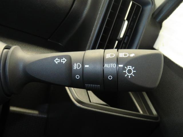 タントカスタムＲＳリミテッド　　　　届出済未使用車　１年間無料保証電動パーキングブレーキ　コーナーセンサー　純正９型ディスプレイオーディオ　パノラマカメラ　電動格納ミラー　前席シートヒーター　ＬＥＤヘッドライト　ＴＶ　ＥＴＣ　キーフリー　Ｂｌｕｅｔｏｏｔｈ対応（三重県）の中古車