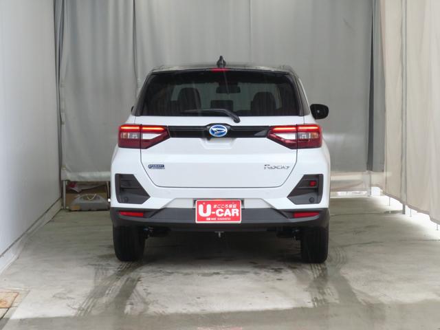 ロッキープレミアムG HEV バックカメラ 1年間無料保証電動パーキングブレーキ コーナーセンサー BT接続 Aストップ 電動格納式ドアミラー 地デジ 1オーナー 純正9型ディスプレイオーディオ 運転席・助手席シートヒーター キーフリー オートエアコン(三重県)の中古車