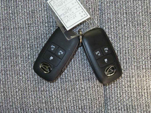 ムーヴキャンバスストライプスG 運転席・助手席シートヒーター 1年間無料保証電動パーキングブレーキ コーナーセンサー 電動格納ミラー Bluetooth対応 試乗車UP 地デジ ワンオーナー キーフリー 純正9型ディスプレイオーディオ バックカメラ 両側パワースライドドア(三重県)の中古車