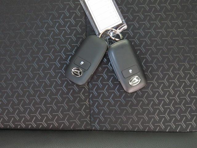 ロッキープレミアムＧ　ＨＥＶ　　　　　　バックカメラ　１年間無料保証電動パーキングブレーキ　コーナーセンサー　ＢＴ接続　Ａストップ　電動格納式ドアミラー　フルセグテレビ　１オーナー　純正９型ディスプレイオーディオ　運転席・助手席シートヒーター　オートエアコン（三重県）の中古車