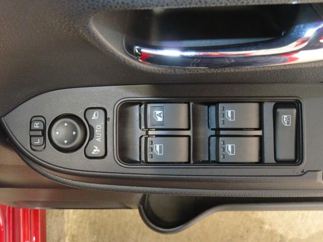 タントカスタムRS 両側パワースライドドア ETC 1年間無料保証電動パーキングブレーキ コーナーセンサー Aストップ パノラマカメラ キーフリー 運転席・助手席シートヒーター 元試乗車 衝突安全ボディ ターボ LEDヘッドライト オートエアコン パワーウィンドウ(三重県)の中古車