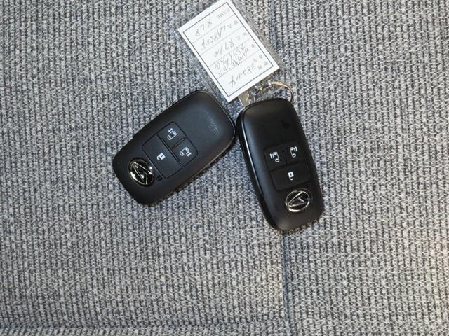 ムーヴキャンバスストライプスG 運転席・助手席シートヒーター 1年間無料保証電動パーキングブレーキ コーナーセンサー 電動格納ミラー Bluetooth対応 試乗車UP 地デジ ワンオーナー キーフリー 純正9型ディスプレイオーディオ バックカメラ 両側パワースライドドア(三重県)の中古車