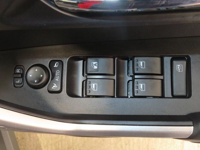 ロッキープレミアムG HEV バックカメラ 1年間無料保証電動パーキングブレーキ コーナーセンサー BT接続 Aストップ 電動格納式ドアミラー 地デジ 1オーナー 純正9型ディスプレイオーディオ 運転席・助手席シートヒーター キーフリー オートエアコン(三重県)の中古車