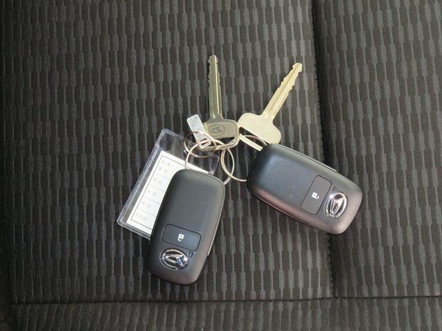 ハイゼットトラックジャンボエクストラ　　　　　　４ＷＤ　ＣＶＴ　１年間無料保証デフロック　キーフリー　コーナーセンサー　ゲートチェーン　あゆみ板掛け　荷台作業照明　マニュアルエアコン　パワーウィンドウ　ワンオ−ナ−　アイドリングＳ　電動格納式ミラー　ＬＥＤヘットライト（三重県）の中古車