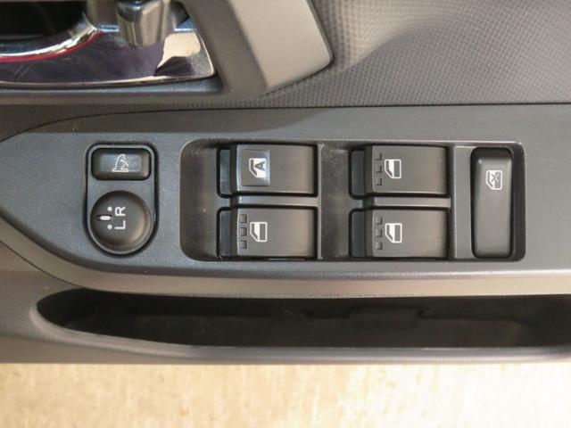 ミライースX SAIII マニュアルエアコン 1年間無料保証コーナーセンサー アイドリングストップ 電動ミラー 盗難警報装置 キーレスエントリー オートハイビーム LEDヘッドライト オートライト ABS パワーウィンドウ 純正CDステレオ 純正フロアマット(三重県)の中古車