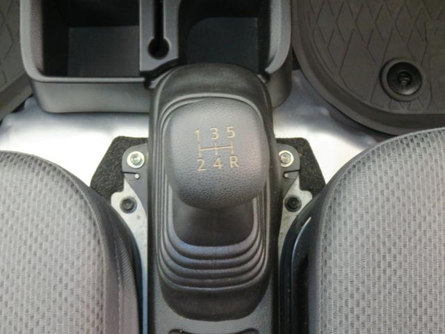 ハイゼットトラックスタンダードＳＡIIIｔ　　ＡＭ／ＦＭラジオ　１年間無料保証マニュアルエアコン　ゲートプロテクター　あゆみ板掛け　レベリング　純正フロアマット　ＬＥＤヘッドライト　衝突回避支援ブレーキ（三重県）の中古車