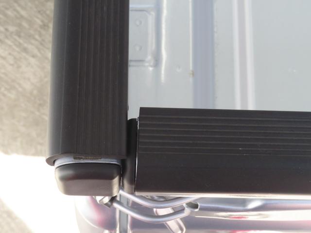 ハイゼットトラックスタンダードＳＡIIIｔ　　ＡＭ／ＦＭラジオ　１年間無料保証マニュアルエアコン　ゲートプロテクター　あゆみ板掛け　レベリング　純正フロアマット　ＬＥＤヘッドライト　衝突回避支援ブレーキ（三重県）の中古車