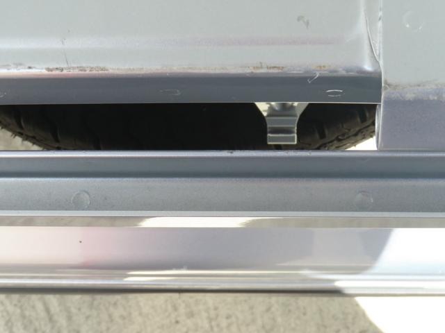 ハイゼットトラックスタンダードＳＡIIIｔ　　ＡＭ／ＦＭラジオ　１年間無料保証マニュアルエアコン　ゲートプロテクター　あゆみ板掛け　レベリング　純正フロアマット　ＬＥＤヘッドライト　衝突回避支援ブレーキ（三重県）の中古車