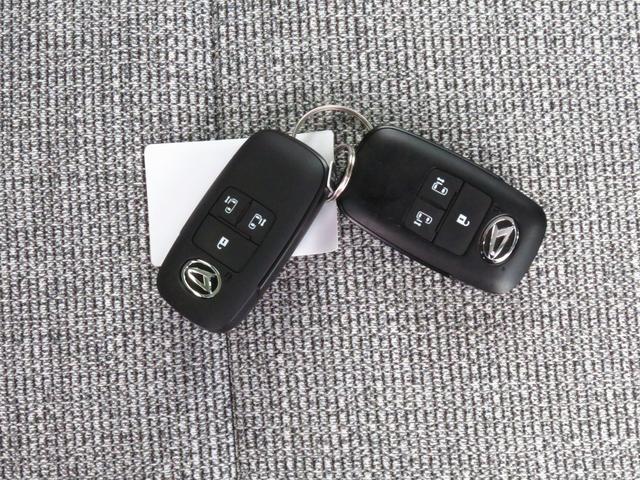 ムーヴキャンバスストライプスＧ　運転席・助手席シートヒーター　１年間無料保証電動パーキングブレーキ　コーナーセンサー　電動格納ミラー　ＡＵＴＯライト　元試乗車　ＬＥＤヘットライト　Ｐスタート　記録簿　両側パワースライドドア　バックカメラ　キーフリー　オートエアコン（三重県）の中古車