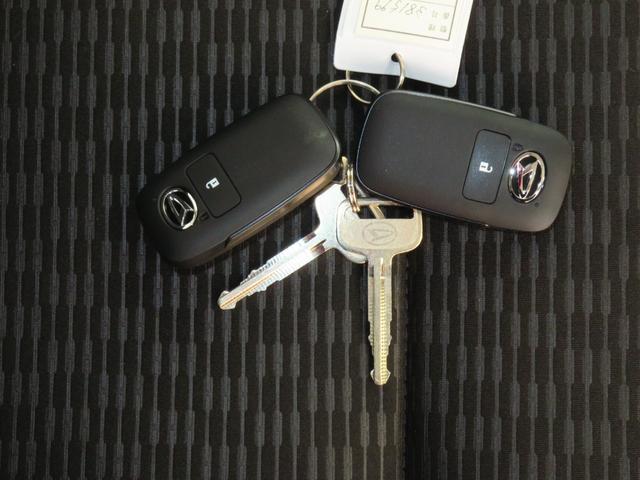 ハイゼットトラックジャンボエクストラ　　　　　　４ＷＤ　ＣＶＴ　１年間無料保証デフロック　キーフリー　コーナーセンサー　荷台作業照明　ゲートチェーン　あゆみ板掛け　荷台ゴムマット　マニュアルエアコン　パワーウィンドウ　ワンオ−ナ−　電動格納式ミラー　ＬＥＤヘットライト（三重県）の中古車