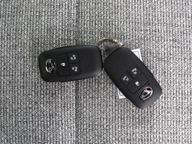 ムーヴキャンバスストライプスＧターボ　両側パワースライドドア　１年間無料保証電動パーキングブレーキ　コーナーセンサー　シ−トヒ−タ−　元試乗車　１オーナー　レーンキープ　バックカメラ　キーフリー　ベンチシート　セキュリティーアラーム　記録簿　オートエアコン　電動格納ミラー（三重県）の中古車