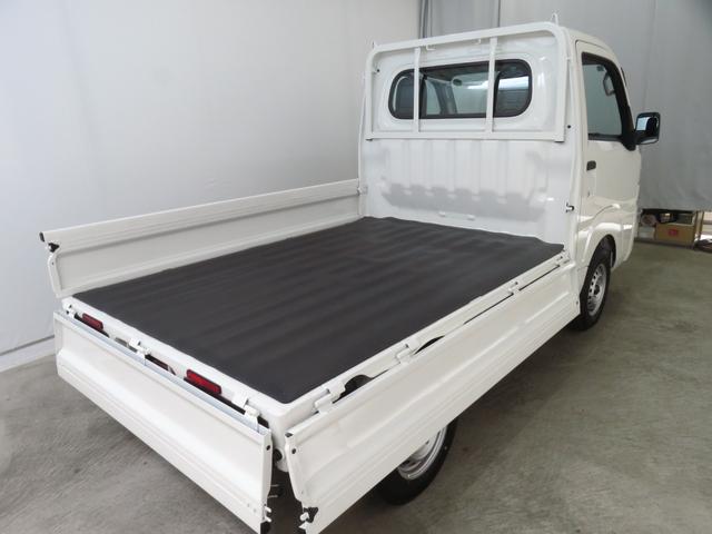 ハイゼットトラックスタンダード　４ＷＤ　５ＭＴ　荷台ゴムマット　１年間無料保証コーナーセンサー　アイドリングストップ　あゆみ板掛け　レベリング　純正フロアマット　ＡＭ／ＦＭラジオ　マニュアルエアコン　ワンオーナー車　整備記録簿　パワステ　車線逸脱警報　Ｗエアバック　オートライト（三重県）の中古車