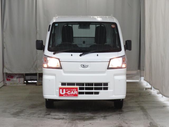 ハイゼットトラックスタンダード　４ＷＤ　５ＭＴ　届出済未使用車　１年間無料保証コーナーセンサー　アイドリングストップ　ワンオーナー車　整備記録簿　パワステ　車線逸脱警報　オートライト　あゆみ板掛け　レベリング　ＡＭ／ＦＭラジオ　衝突回避支援ブレーキ　ペダル踏み間違い抑制（三重県）の中古車