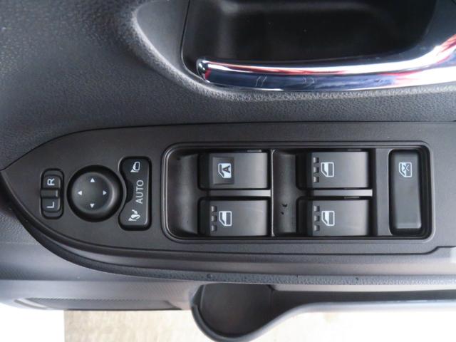 タントカスタムRS パノラマカメラ オートエアコン 1年間無料保証電動パーキングブレーキ コーナーセンサー 純正9型ディスプレイオーディオ bluetooth 地デジ ETC 元試乗車 キーフリー 運転席・助手席シートヒーター 両側パワースライドドア HDMI接続(三重県)の中古車