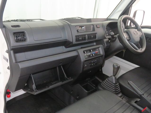 ハイゼットトラックスタンダード　　　２ＷＤ　５ＭＴ　レベリング　１年間無料保証コーナーセンサー　アイドリングストップ　Ｗエアバック　記録簿　衝突安全ボディ　パワステ　車線逸脱警報　オートライト　マニュアルエアコン　純正フロアマット　ゲートプロテクター　あゆみ板掛け（三重県）の中古車