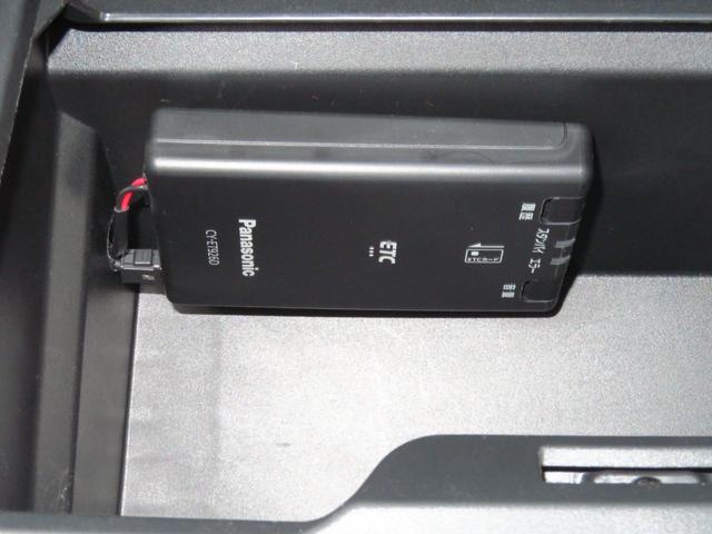 ハイゼットカーゴDX 4WD CVT バックカメラ ETC 1年間無料保証コーナーセンサー アイドリングストップ USB接続 記録簿 純正6.8型ディスプレイオーディオ Bluetooth対応 マニュアルエアコン パワーウィンドウ レベリング キーレスエントリー(三重県)の中古車